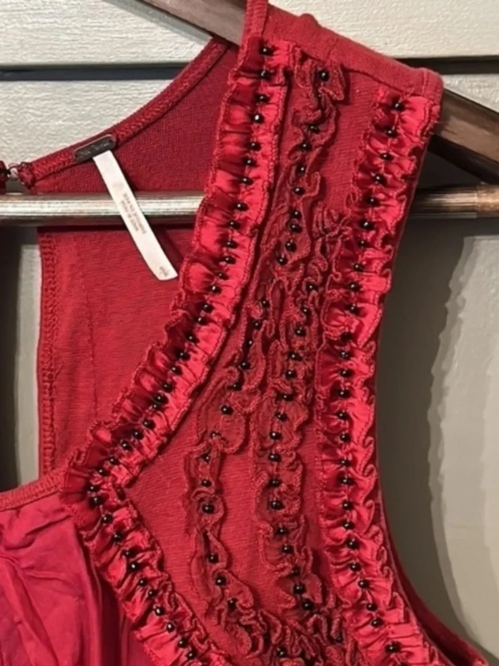 Free People Red Beaded Ruffle Dress Sleeveless Scoop Neck Keyhole Back Sz Small
